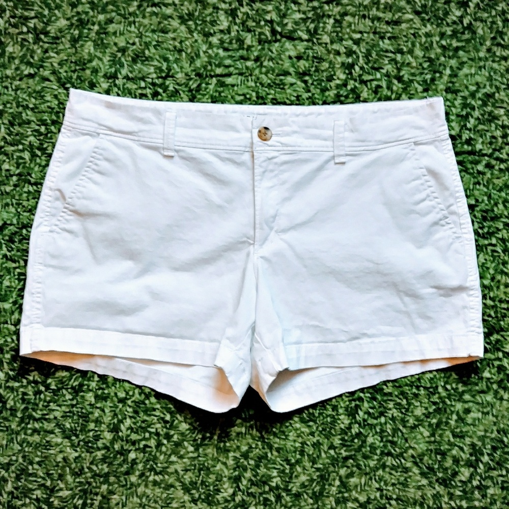 White khaki shorts