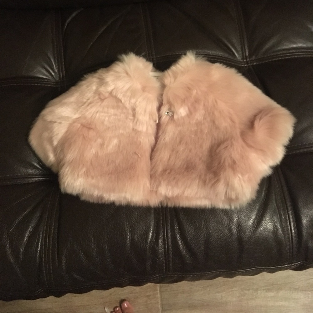 Like new biscotti faux fur mini cap!