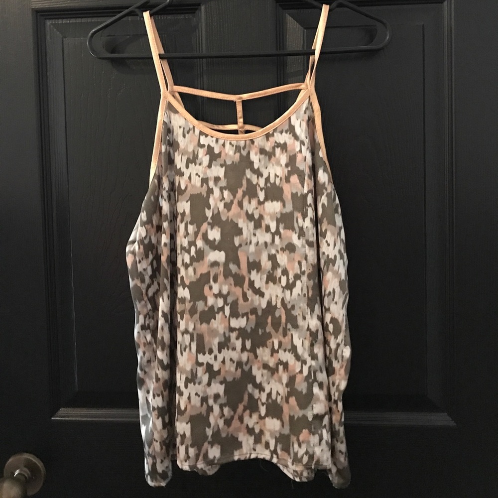 Daytrip tank