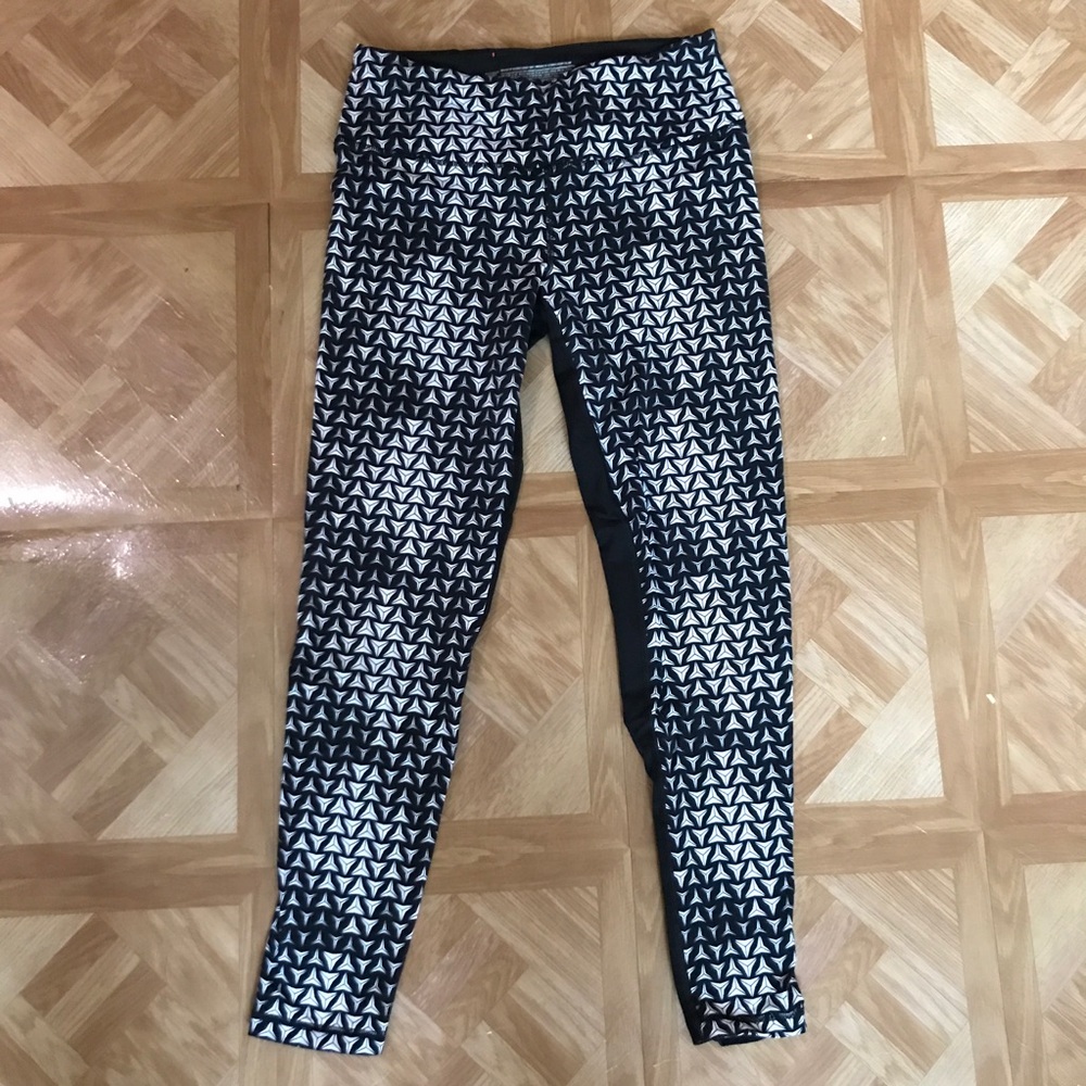 Victoria's secret VSX high waist knockout leggings