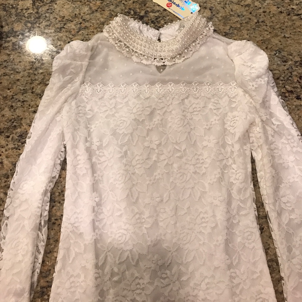 NWT!!! White lace top with pearl embellishments