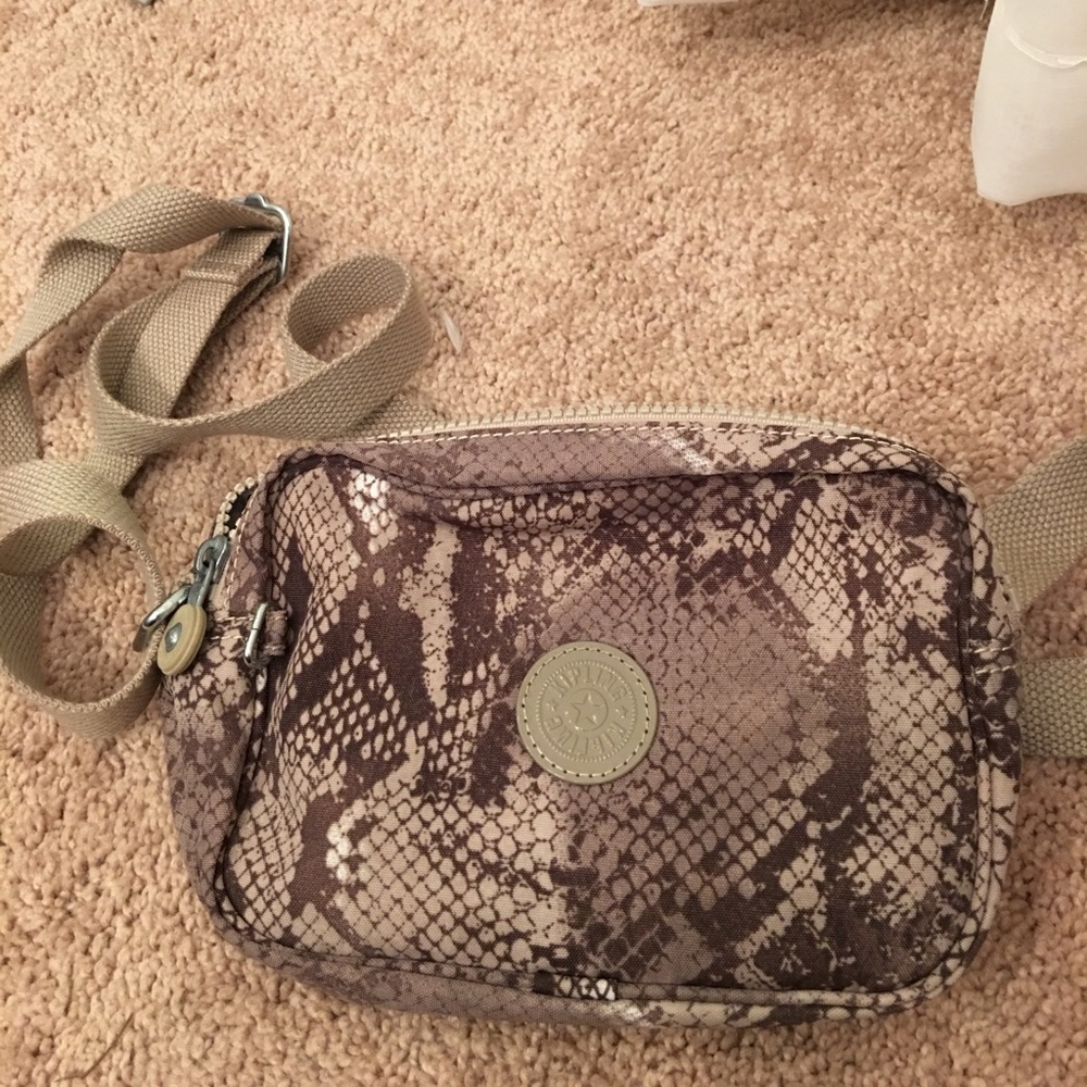 Kipling Crossbody