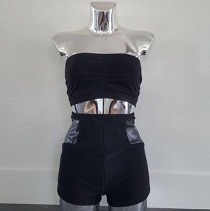 Black Faux Leather Detailed NG Short