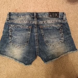Buckle Black shorts