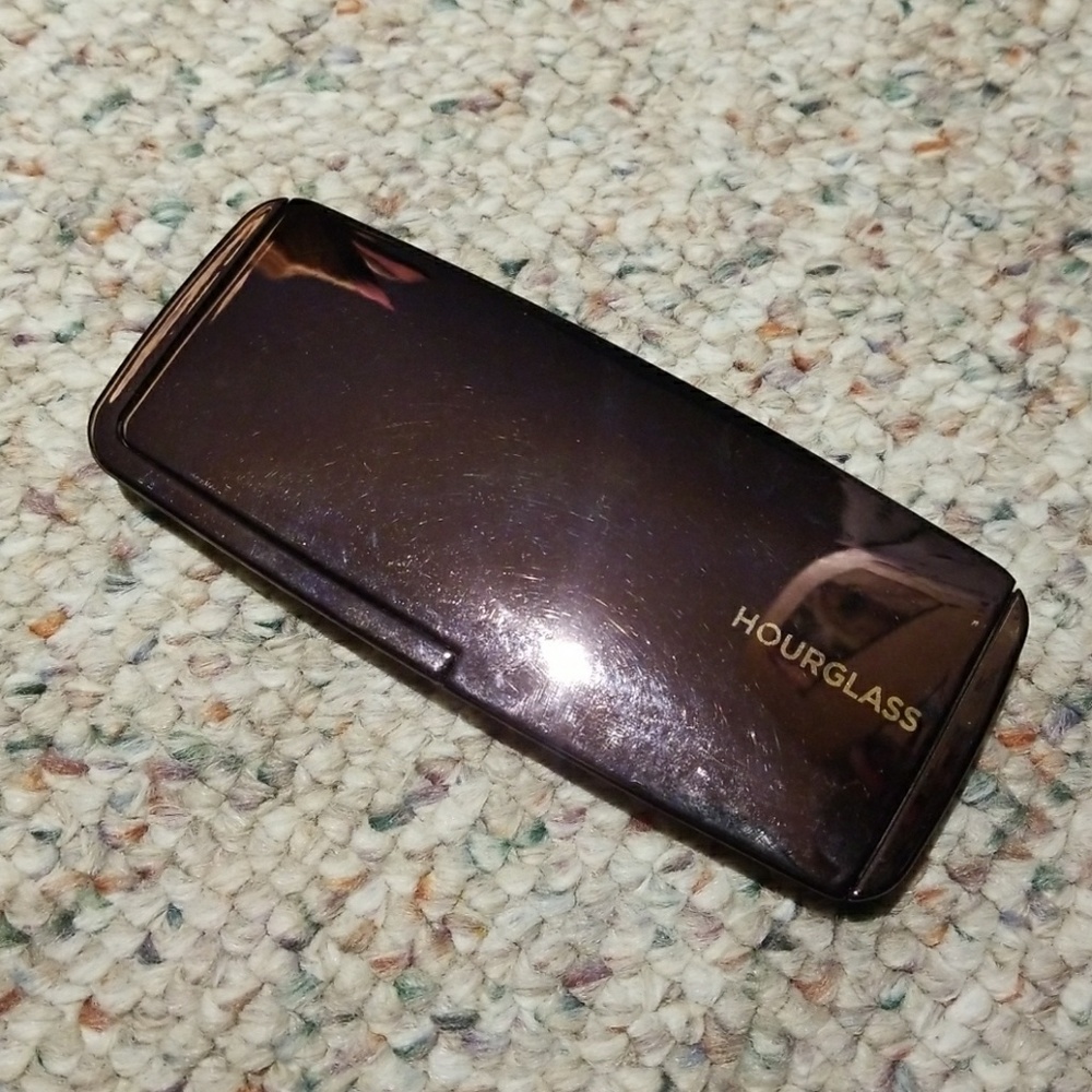 Hourglass Ambient lighting palette