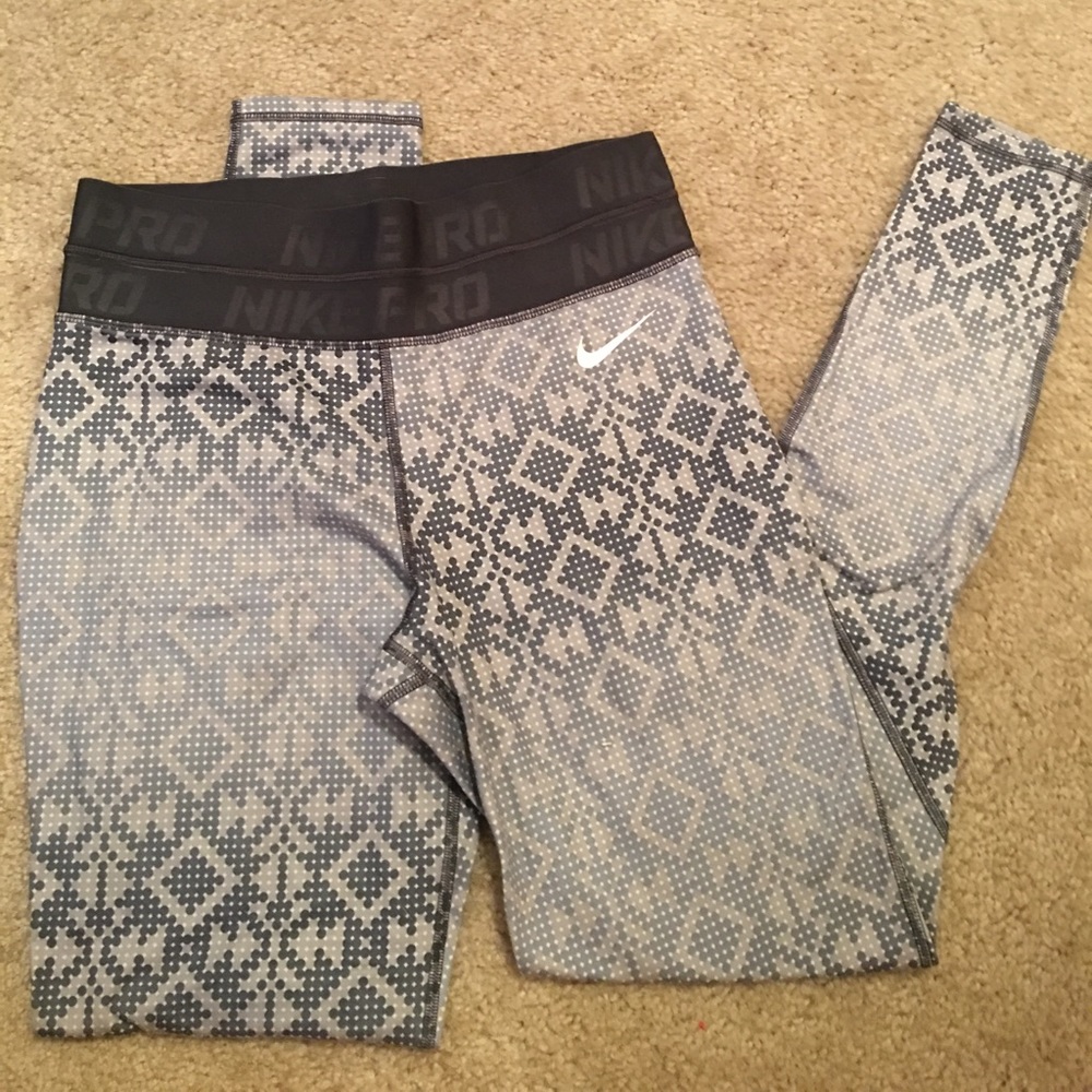 Nike Pro Leggings