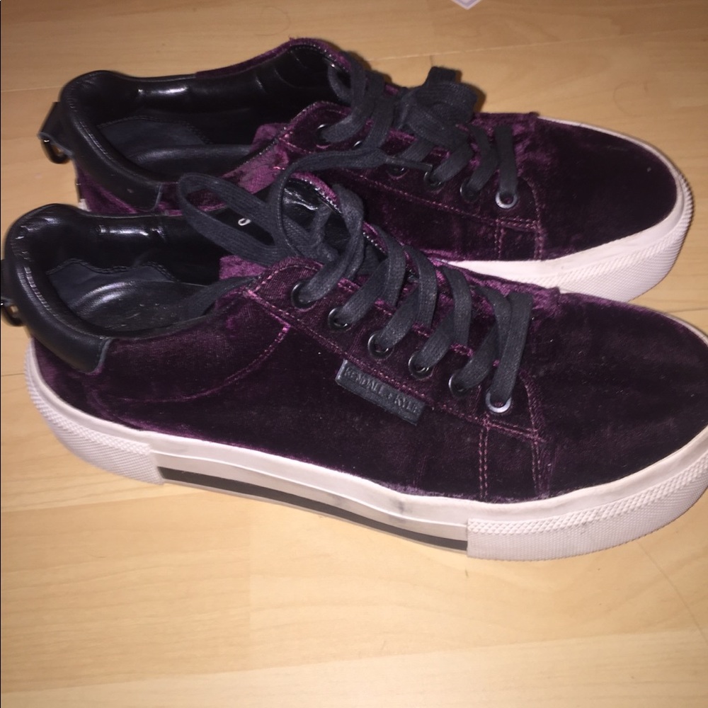 Barely worn Kendall and Kylie shoes