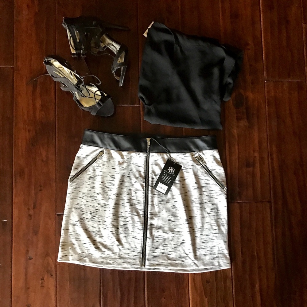 Rock & Republic Short Pencil Skirt