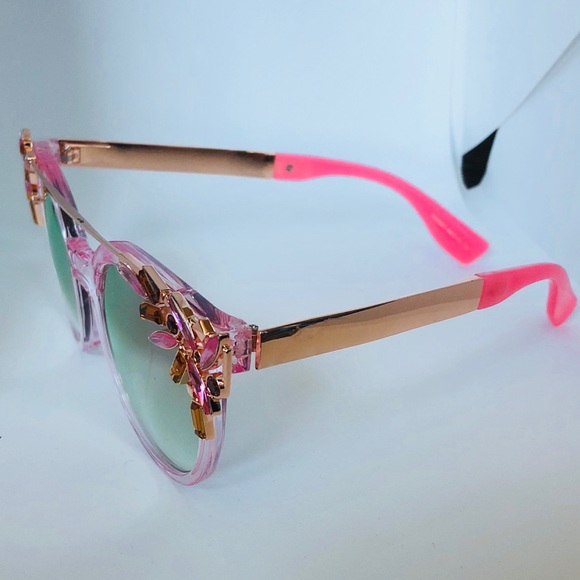 Pink Sunglasses - Picture 2 of 5