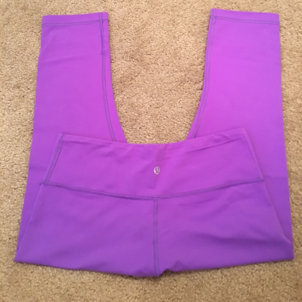 Lululemon cropped leggings