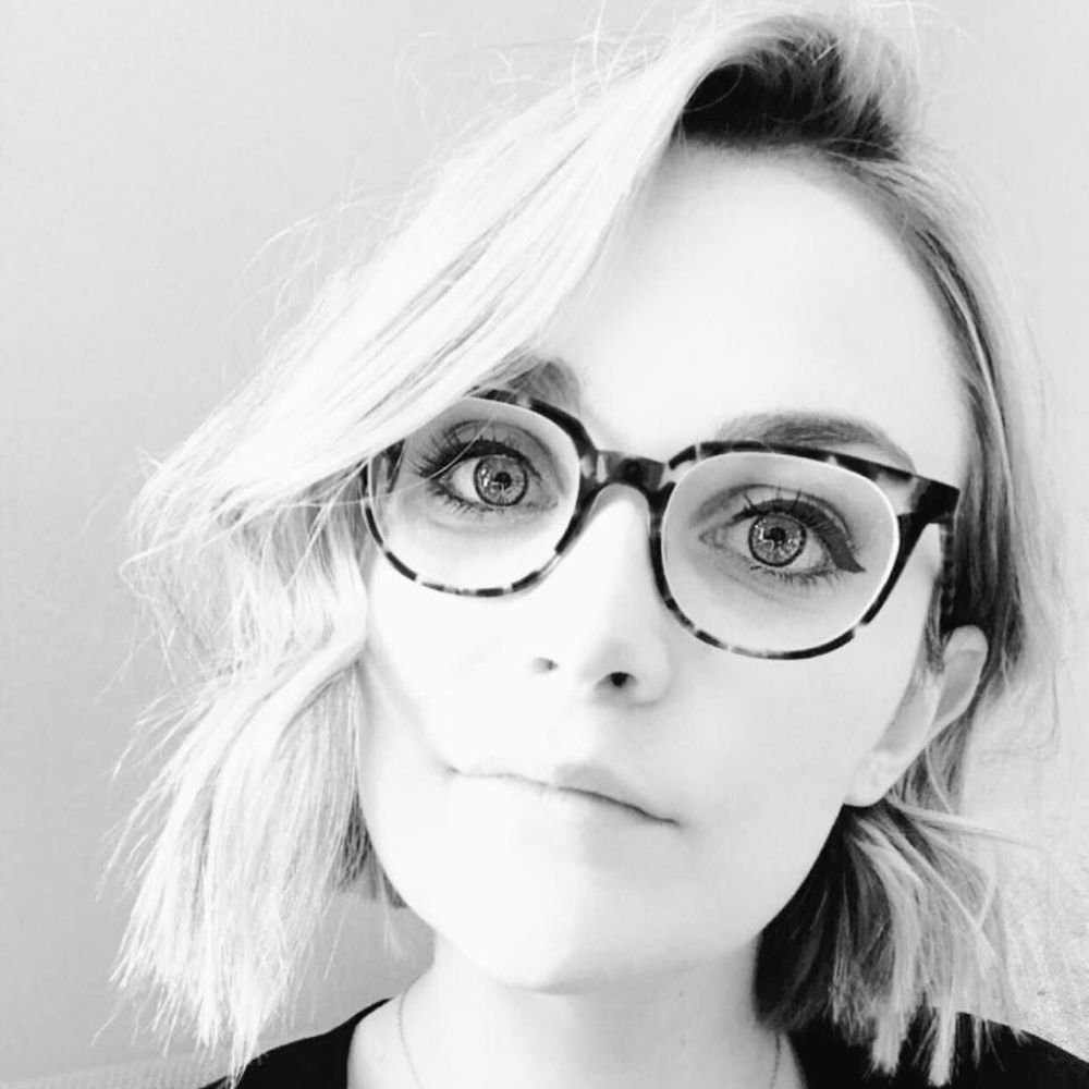 Meet your Posher, Caitlin