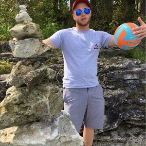 Meet your Posher, Derek