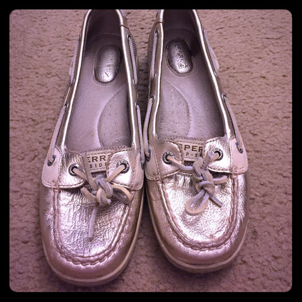 Gold Sperrys