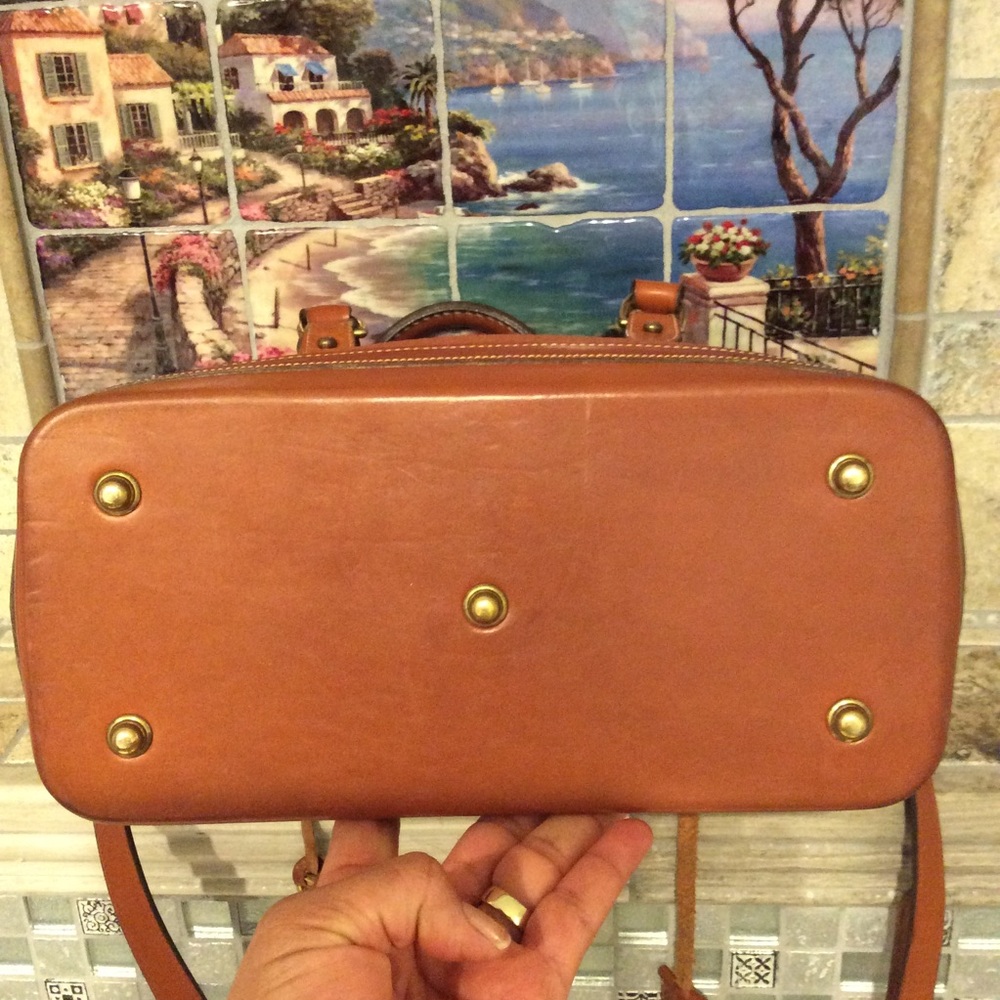 Dooney & Bourke AWL - Picture 4 of 8