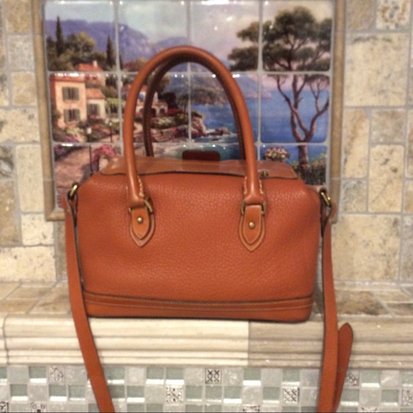 Dooney & Bourke AWL - Picture 2 of 8