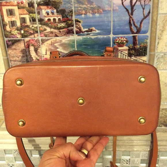 Dooney & Bourke AWL - Picture 4 of 8