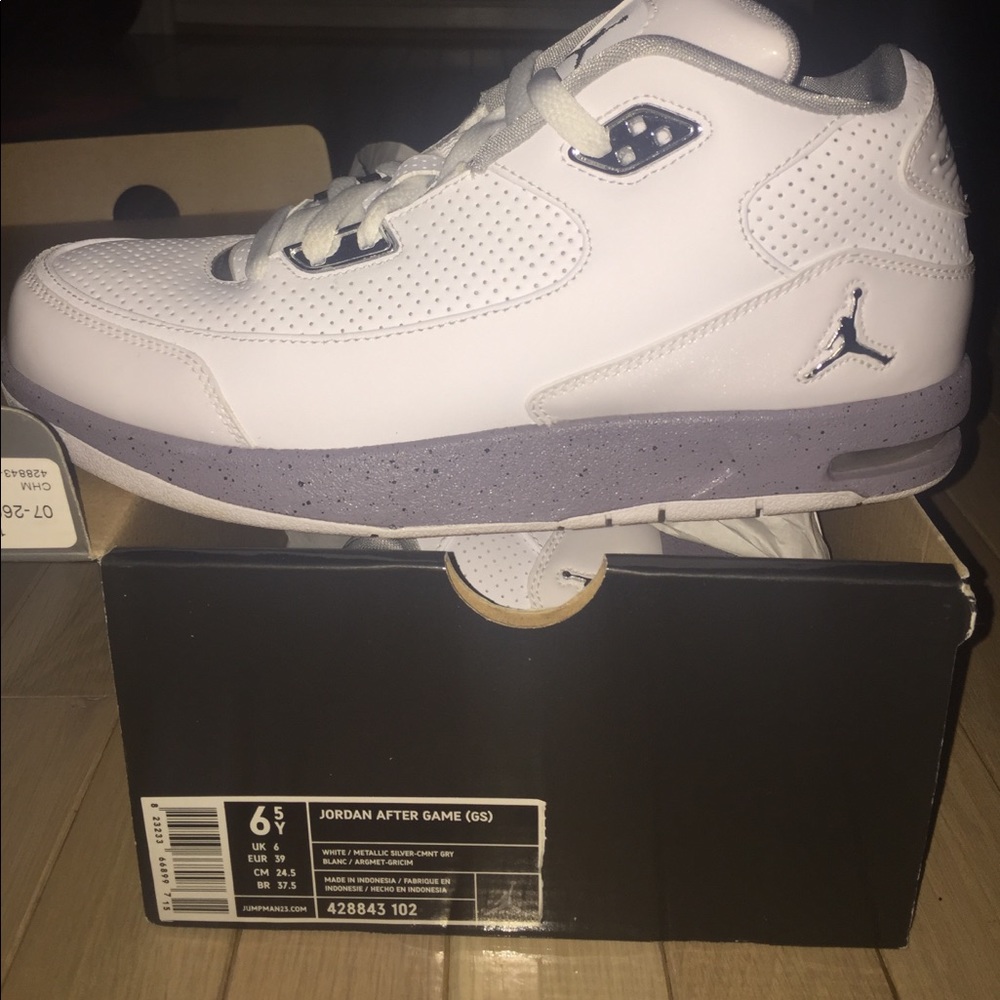 Jordan Shoes size Y6.5