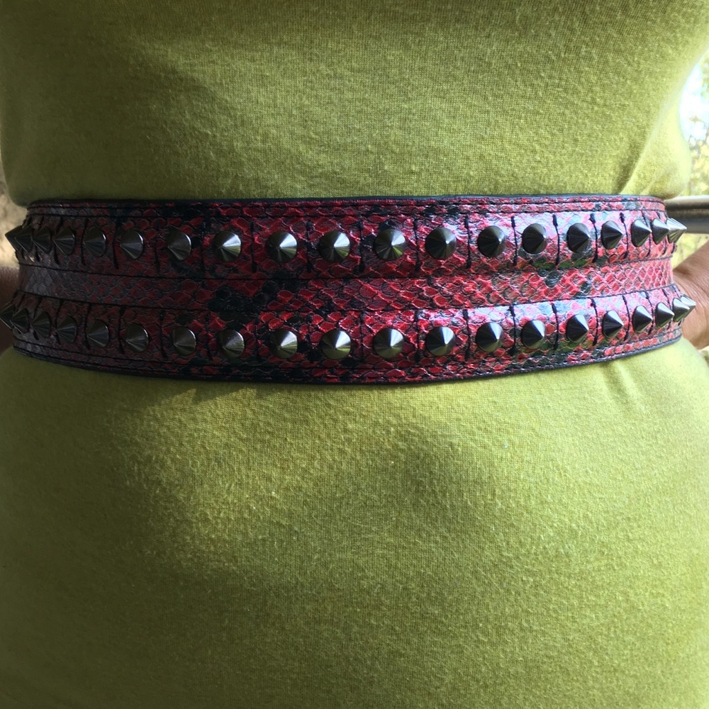 BCBGMAXAZRIA belt
