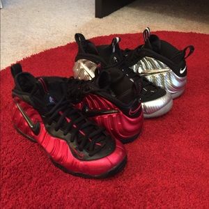 2 Pair of Foam posites