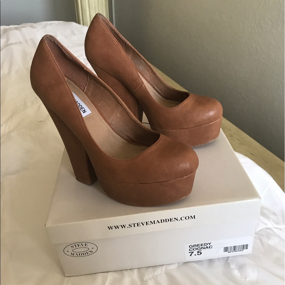 Steve Madden GREEDY, Cognac 7.5 wedges