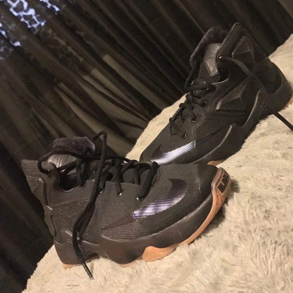 Nike Lebron 13 lion heart black 4.5/6.5