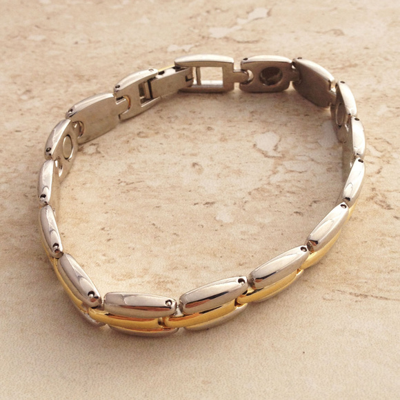 Classic and Elegant 2 Tone Sectional Bracelet - Picture 2 of 3