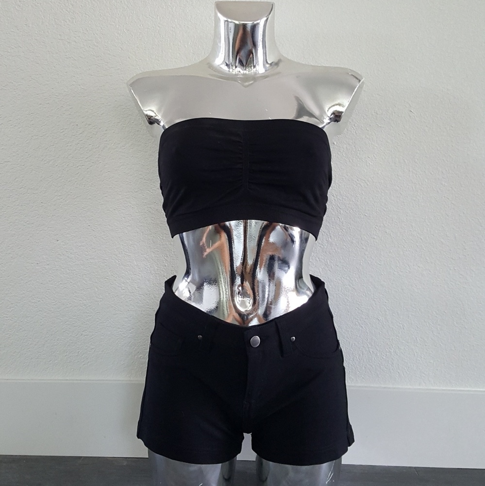 Black Basic Jean Hena Short