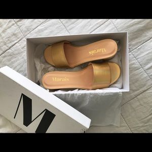 Marais Classic Mule - Gold