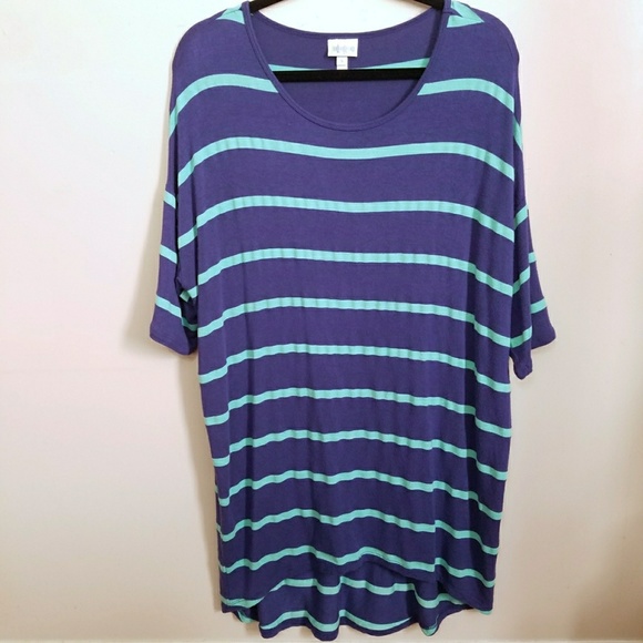 LuLaRoe Tops - EUC LuLaRoe size S striped Irma