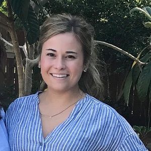 Meet your Posher, Lauren