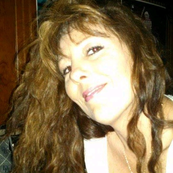 Meet your Posher, Tanya - Picture 1 of 1