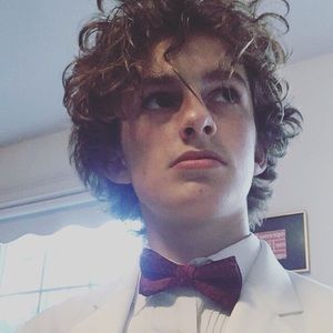 Meet your Posher, Max