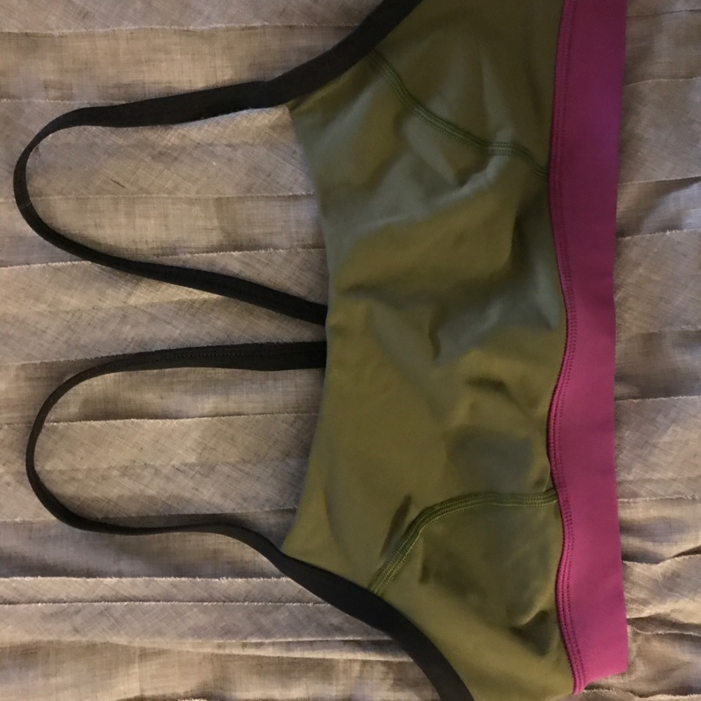 Sports bra