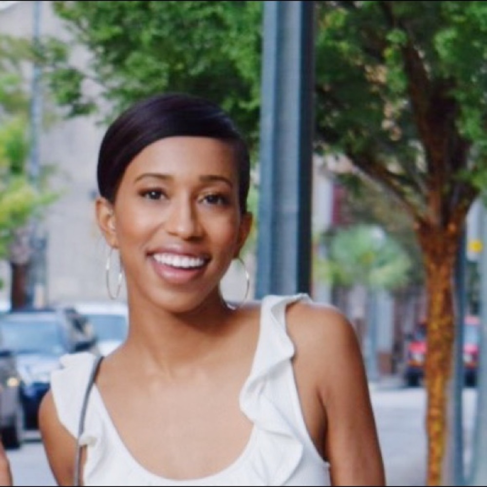 Meet your Posher, Marshea