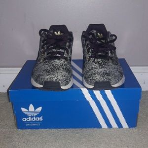 adiddas zx flux j youth size 4