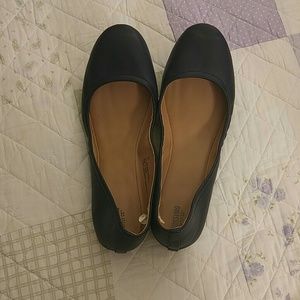 Brand new NAVY Merona scrunch flats
