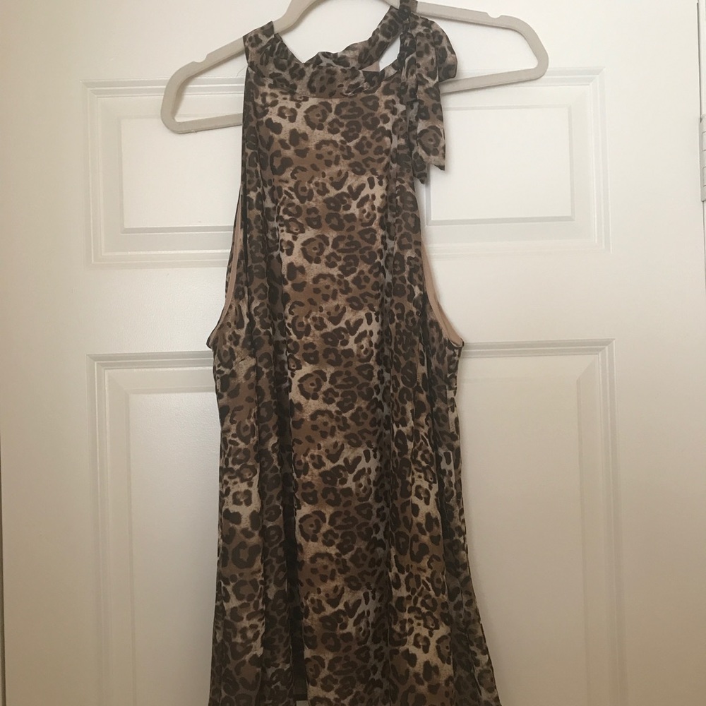 NWT Torrid tie neck tank