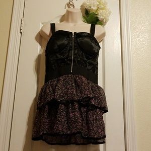 Beautiful Top NWT