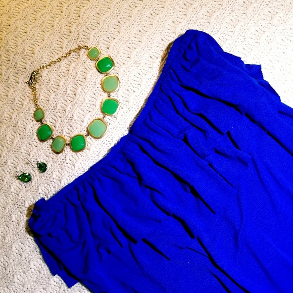 Pretty blue strapless top - Picture 2 of 3