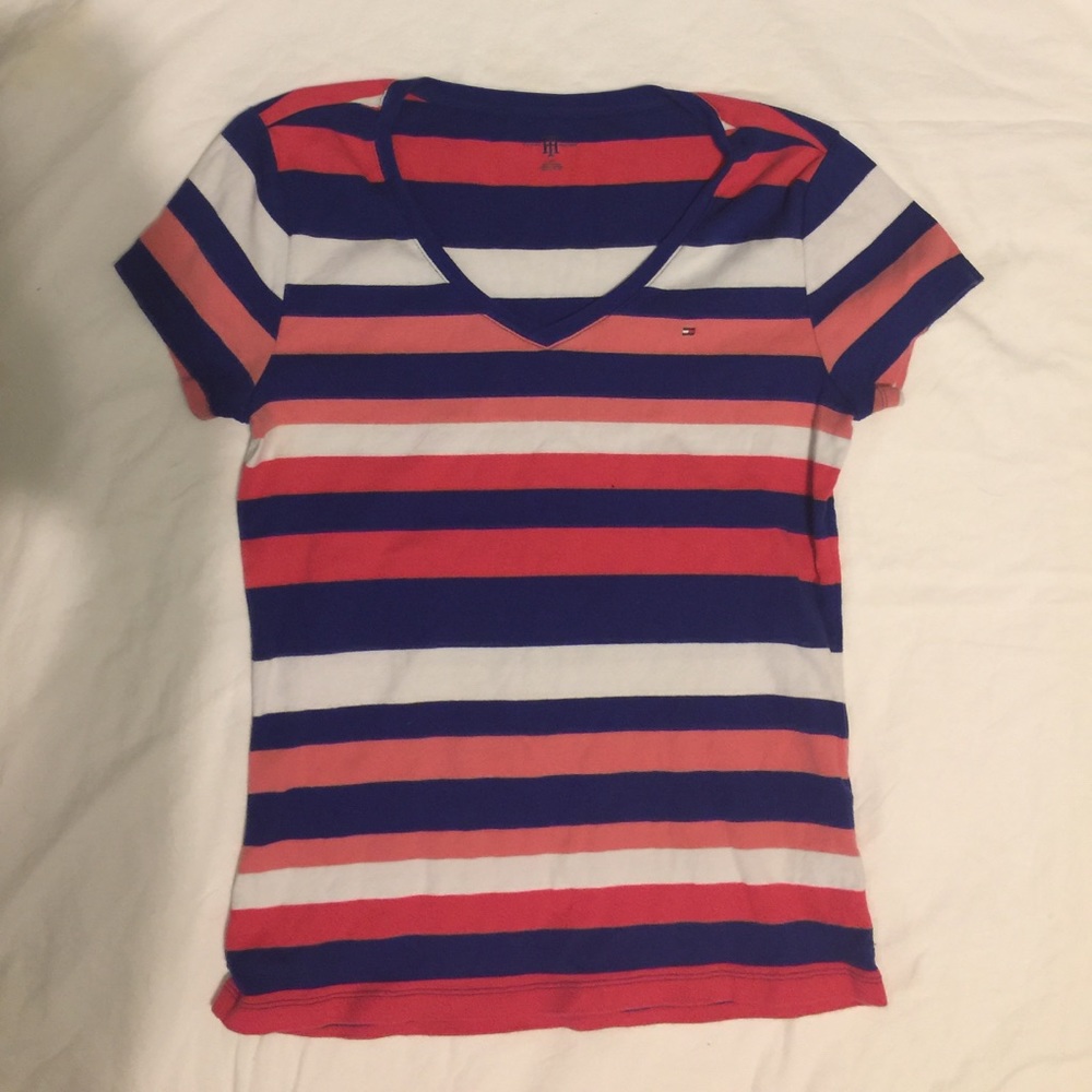 Tommy Hilfiger tee shirt