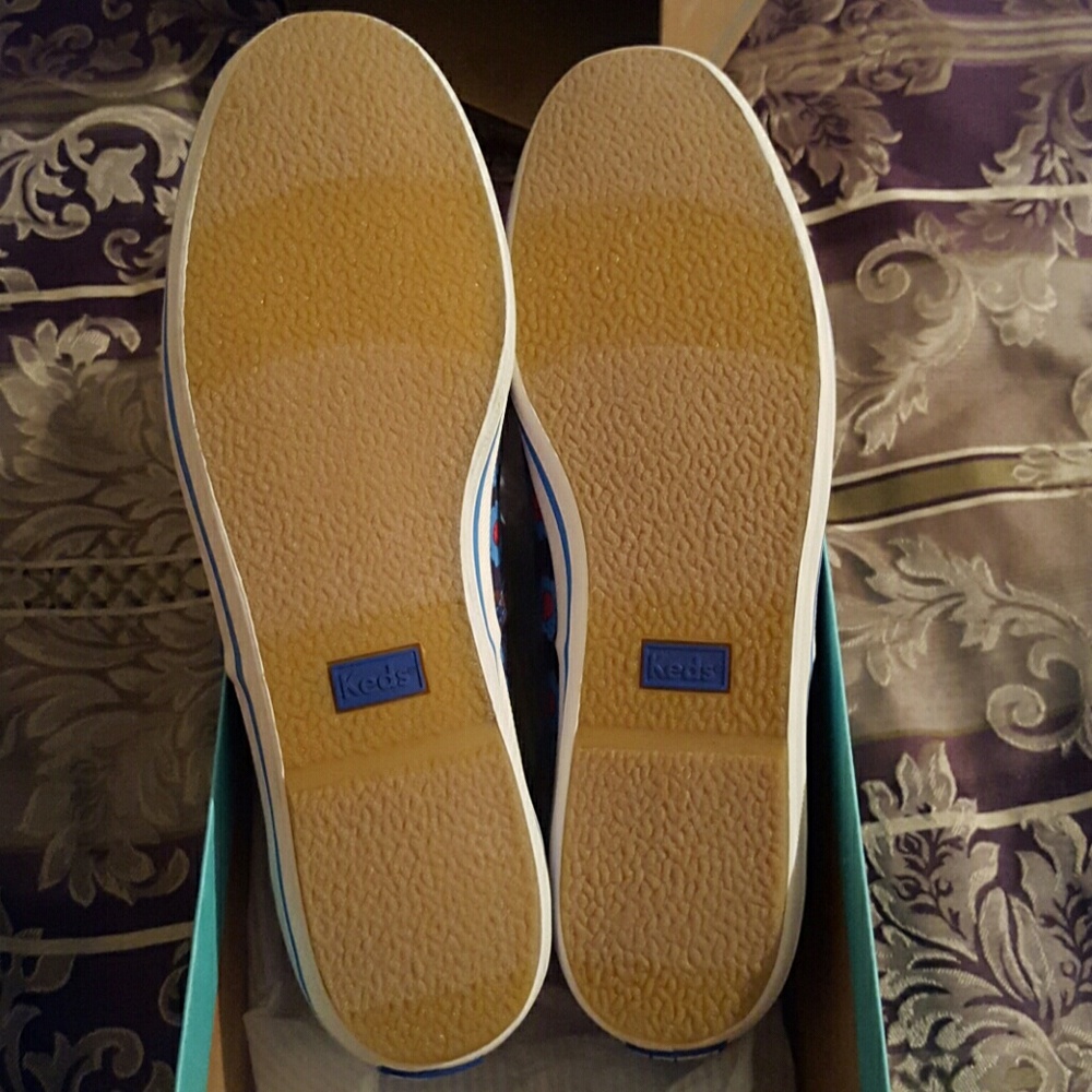 NIB! KEDS X KATE SPADE SNEAKERS - Picture 5 of 6