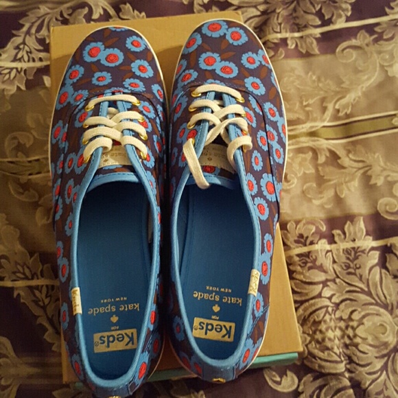 NIB! KEDS X KATE SPADE SNEAKERS - Picture 2 of 6