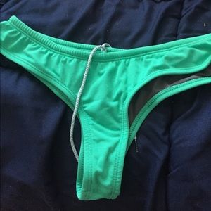 Jolyn cheeky bottoms