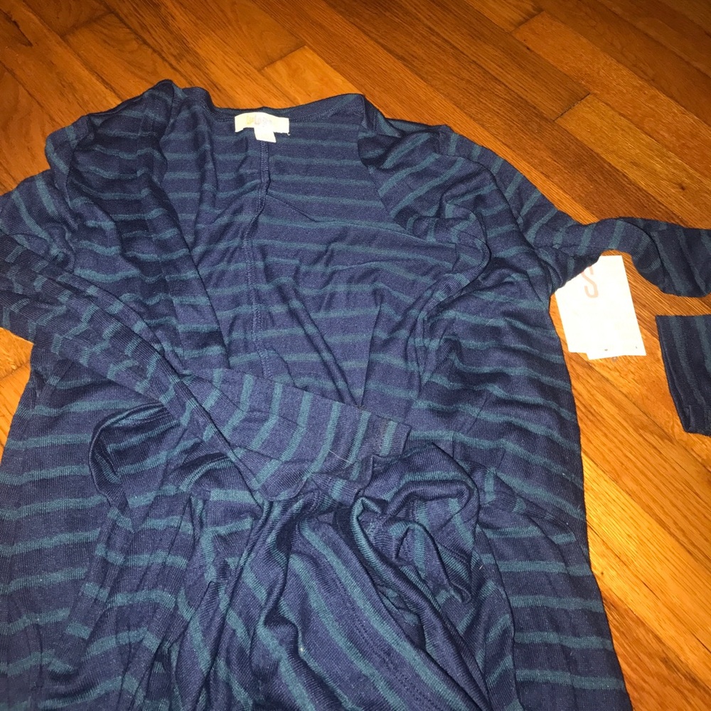 Lularoe joy sweater