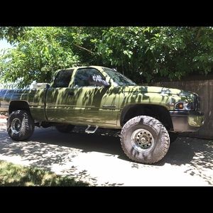 Meet your Posher, Devin