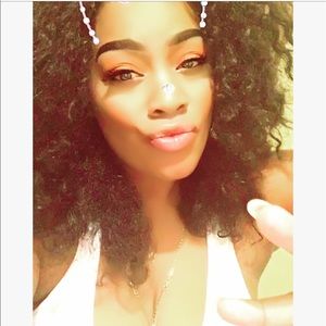 Meet your Posher, Milha