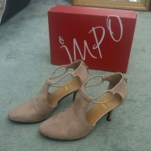 BRAND NEW Suede Heels