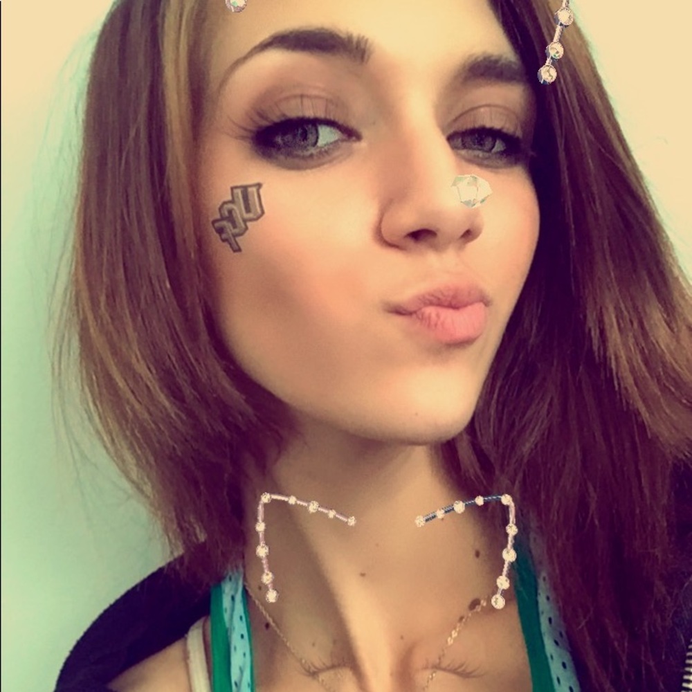 Meet your Posher, Blair