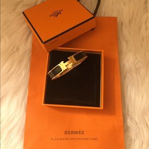 💥💯% Authentic Hermes Clic Clac Black GHW💥