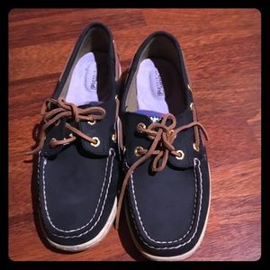Navy Sperry boat shoes never worn